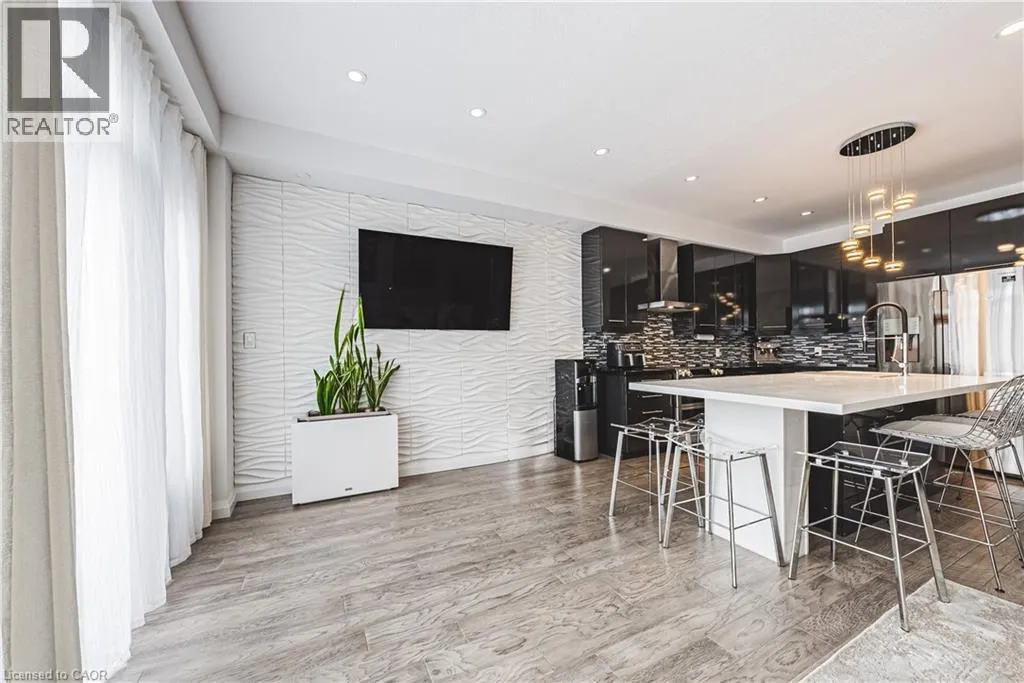 35 MIDHURST Heights Unit# 26, #26