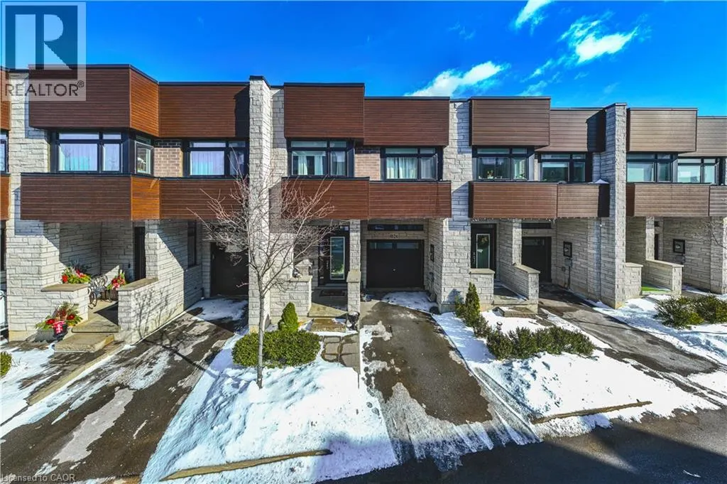 35 MIDHURST Heights Unit# 26, #26