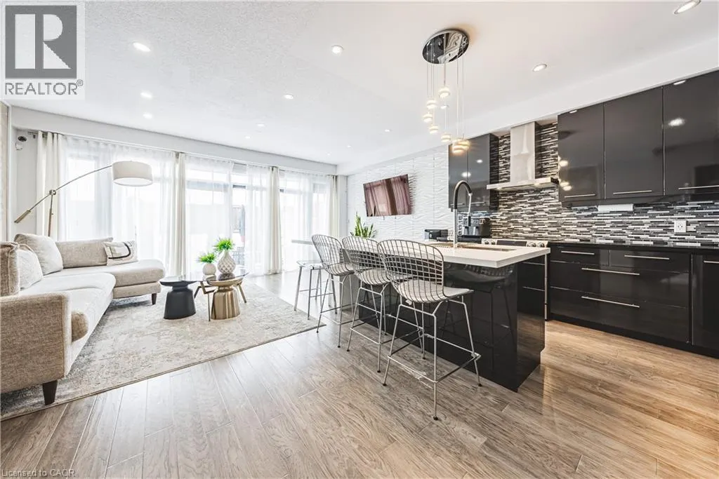 35 MIDHURST Heights Unit# 26, #26