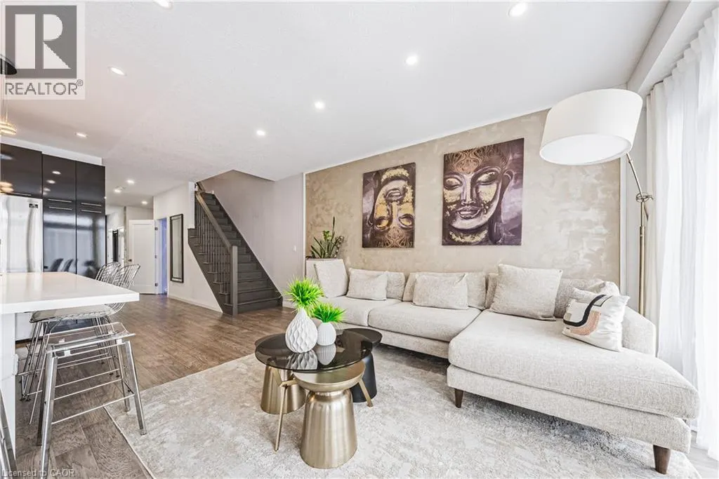 35 MIDHURST Heights Unit# 26, #26