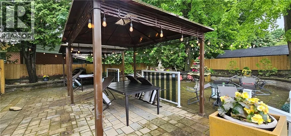 543 SPEEDVALE Avenue E Unit# E, #E