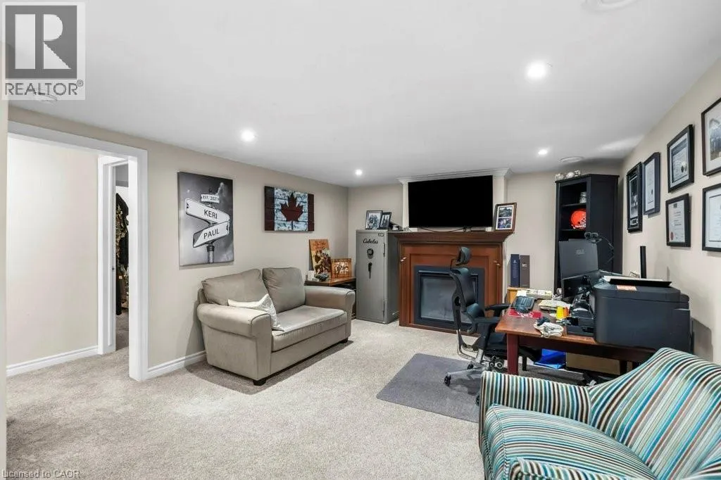 52 PARKSIDE Avenue