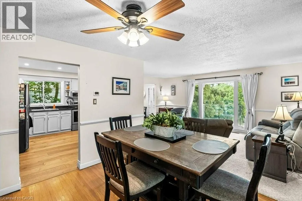 52 PARKSIDE Avenue