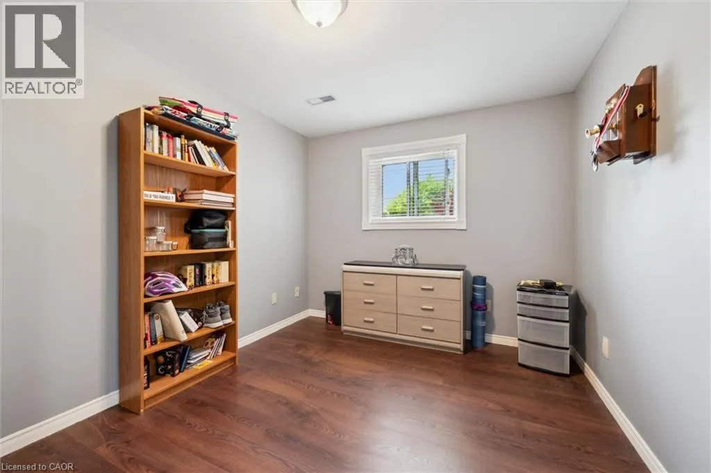 17 KEATING DR
