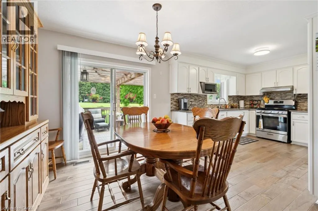 17 KEATING DR