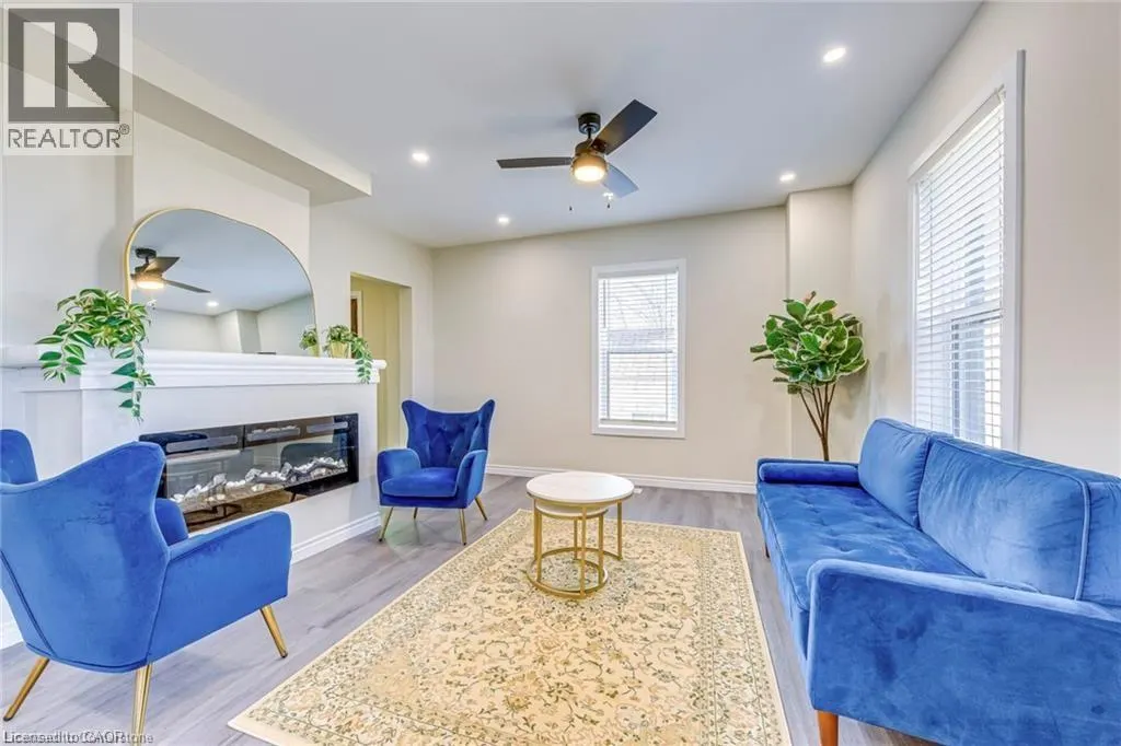 3590 LAKESHORE Road