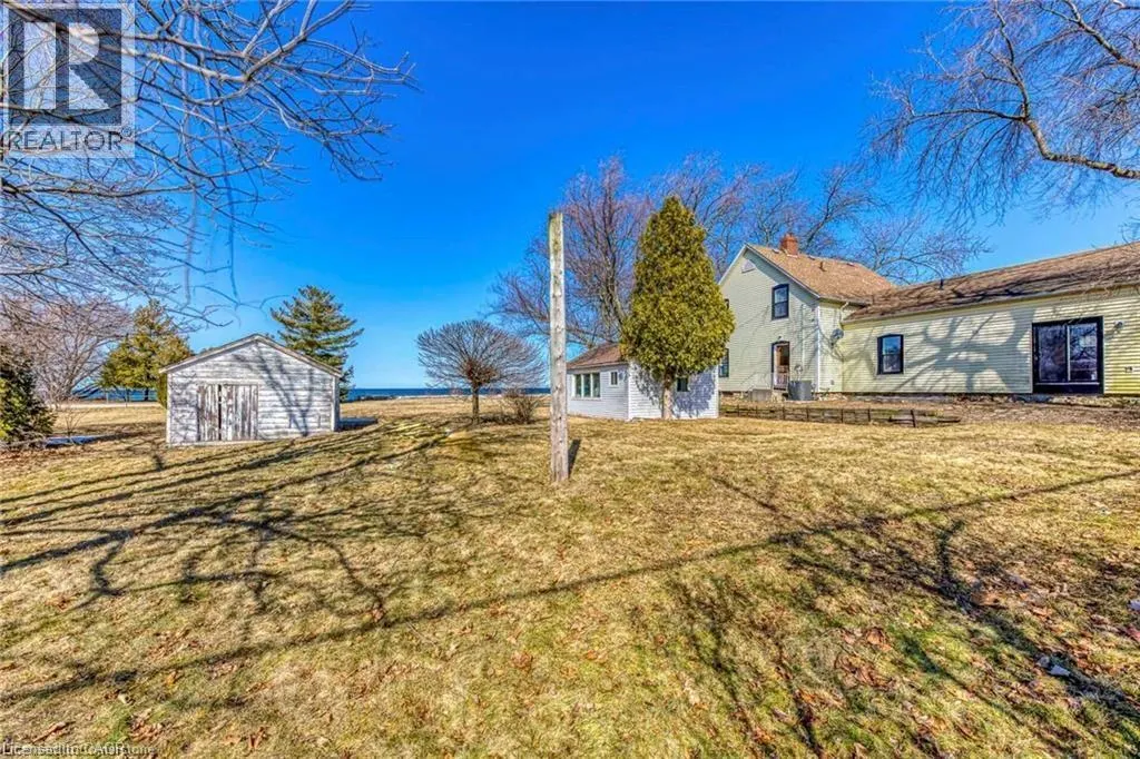 3590 LAKESHORE Road