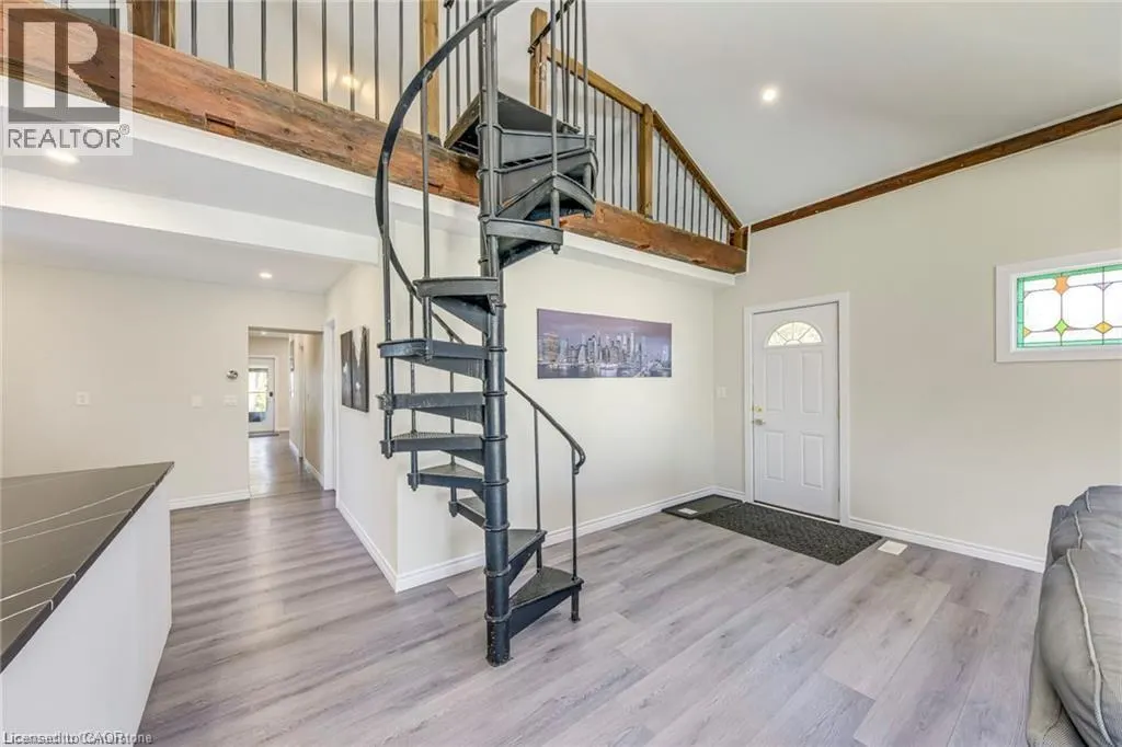 3590 LAKESHORE Road