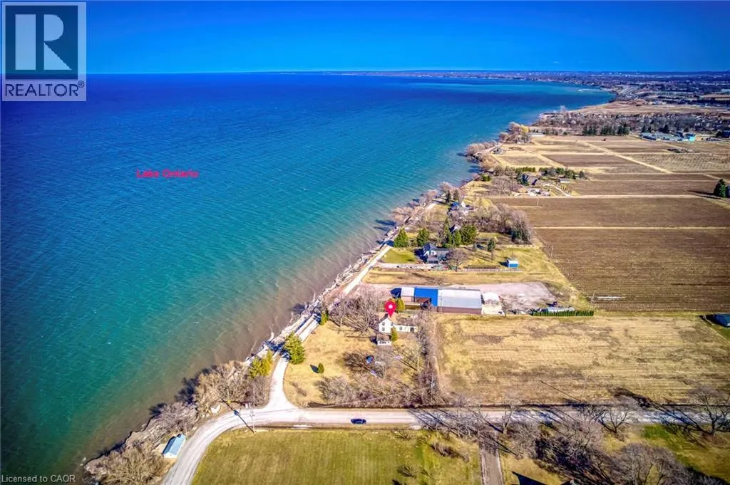 3590 LAKESHORE Road