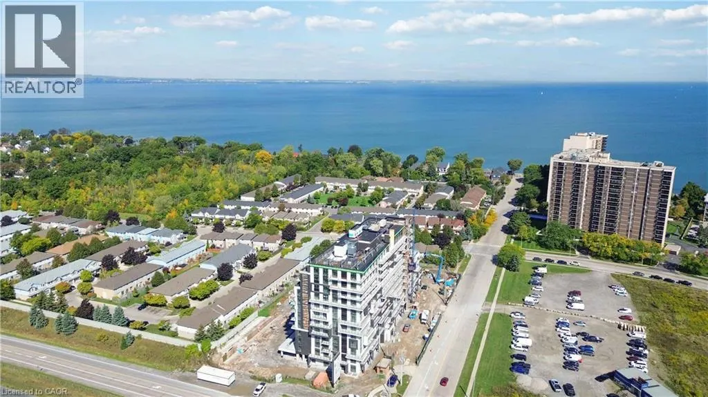 461 GREEN Road Unit# 523, #523