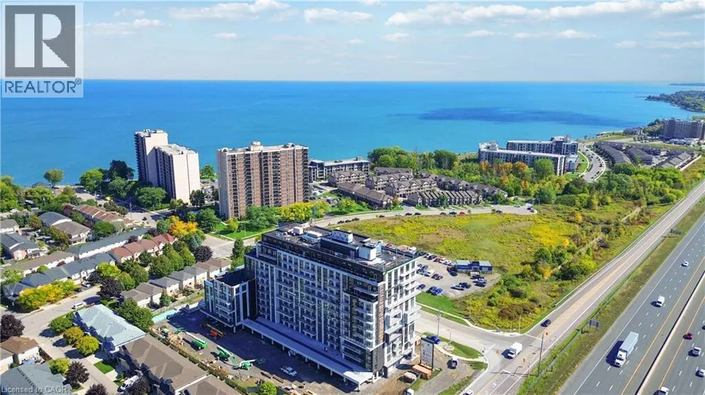 461 GREEN Road Unit# 523, #523