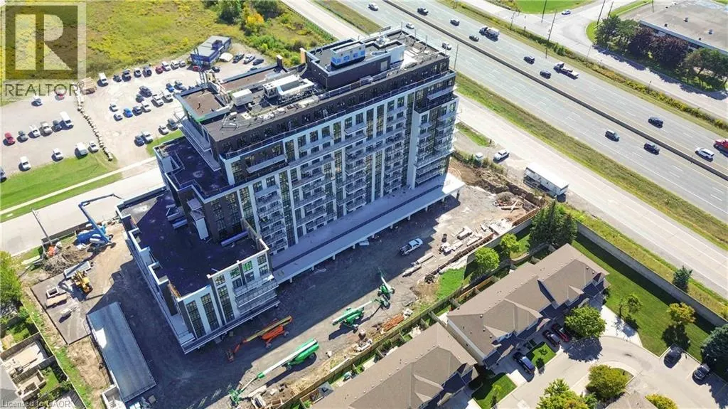 461 GREEN Road Unit# 523, #523