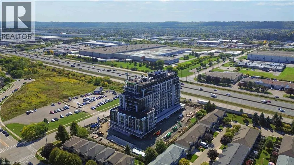 461 GREEN Road Unit# 523, #523