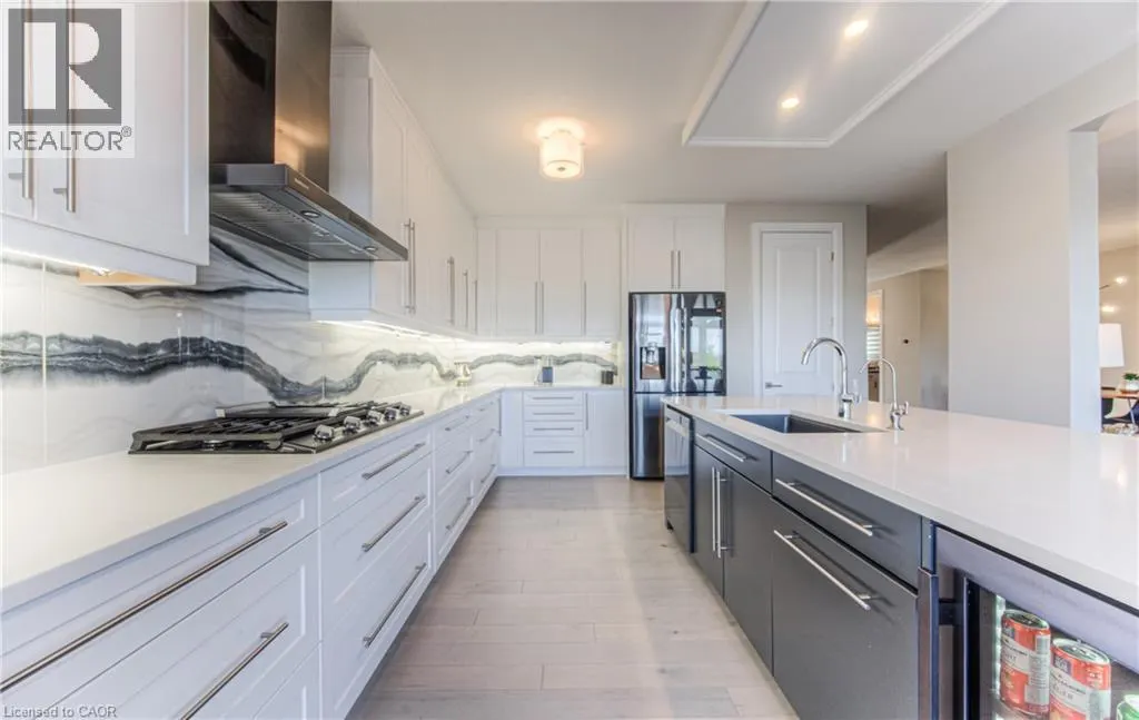 904 THOMAS PEDDER Court