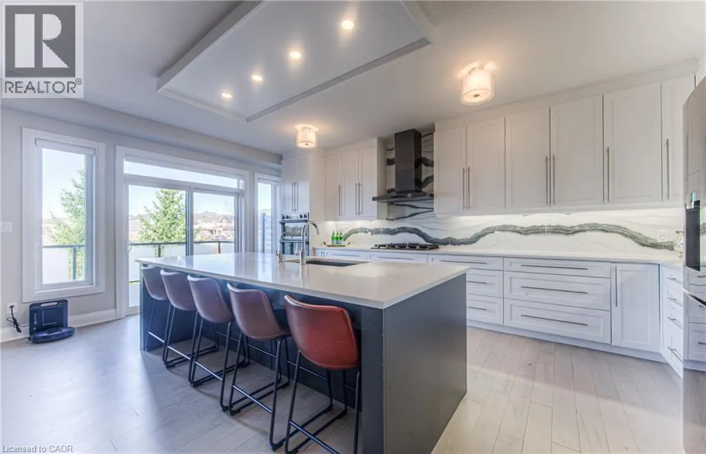 904 THOMAS PEDDER Court