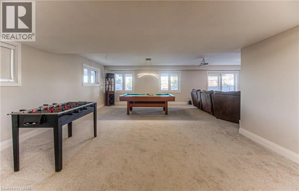 904 THOMAS PEDDER Court