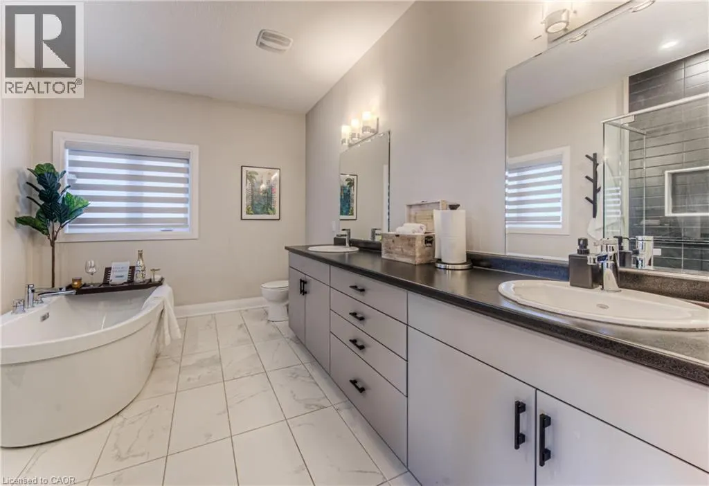 904 THOMAS PEDDER Court