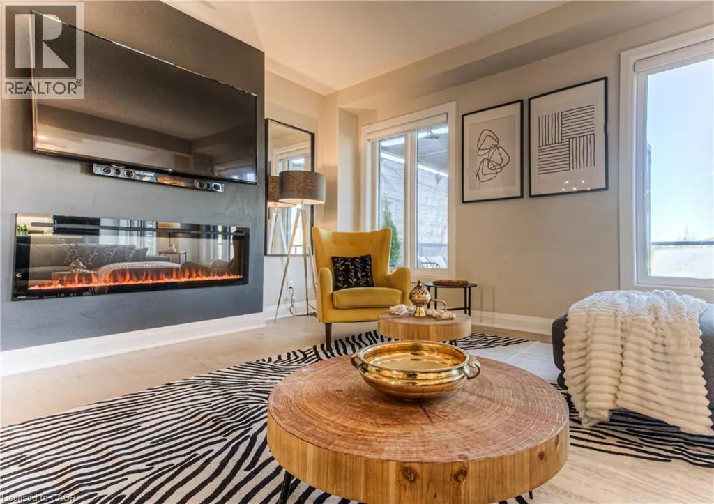 904 THOMAS PEDDER Court