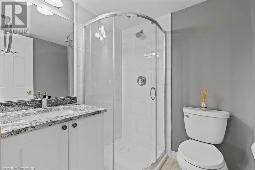 990 GOLF LINKS Road Unit# 301, #301