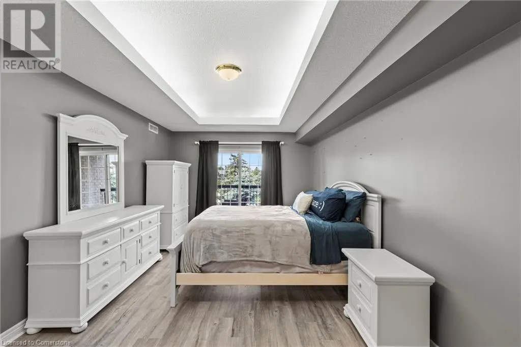 990 GOLF LINKS Road Unit# 301, #301