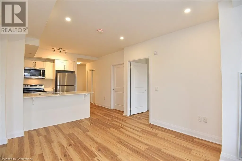 1936 RYMAL Road E Unit# 211, #211