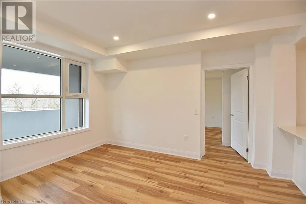 1936 RYMAL Road E Unit# 211, #211