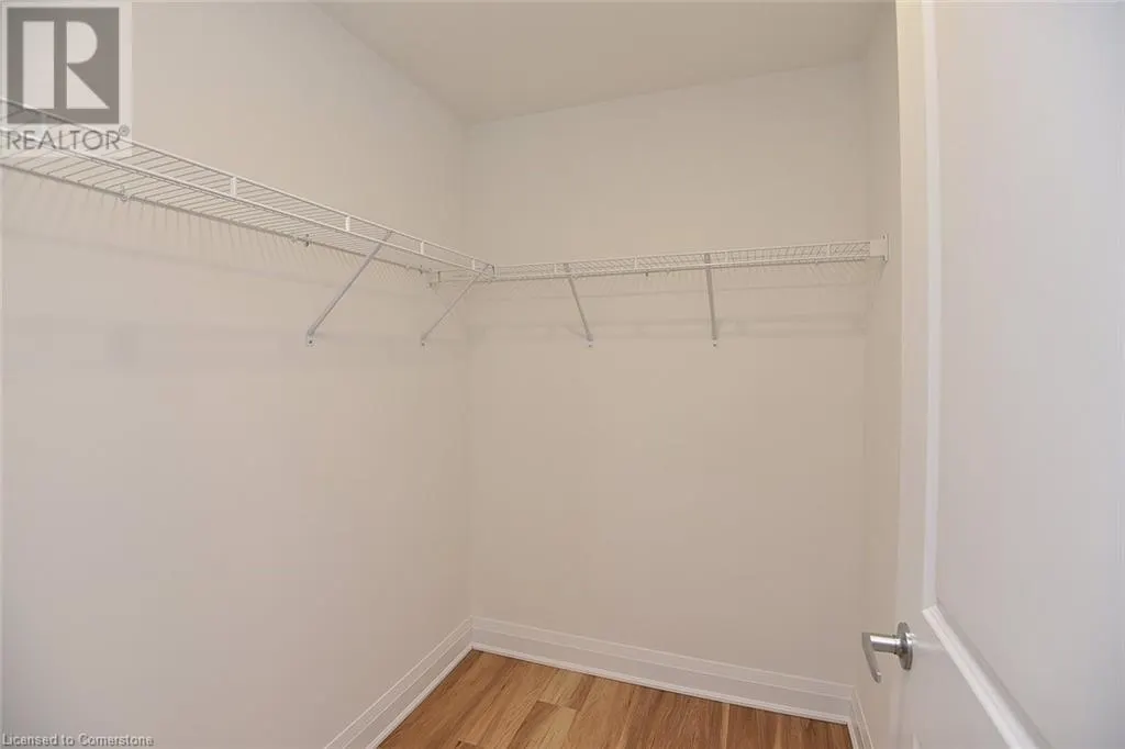 1936 RYMAL Road E Unit# 422, #422