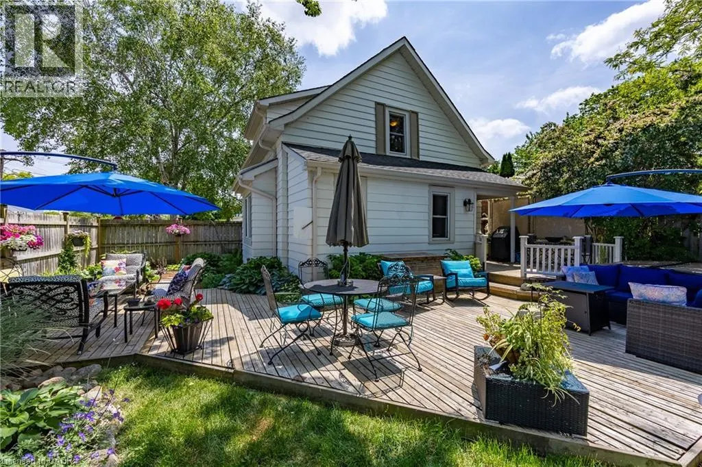 5 HAWTHORNE Avenue