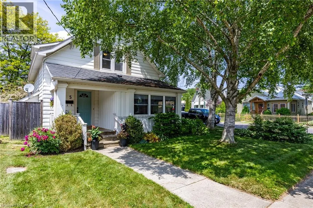 5 HAWTHORNE Avenue