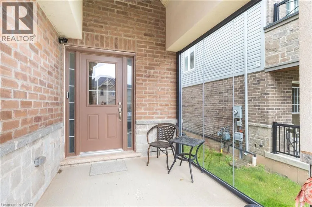41 FOOTHILLS Lane