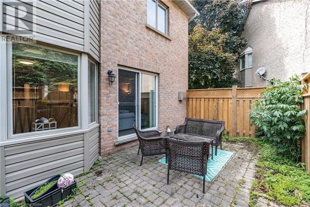 320 HAMILTON Drive Unit# 10, #10