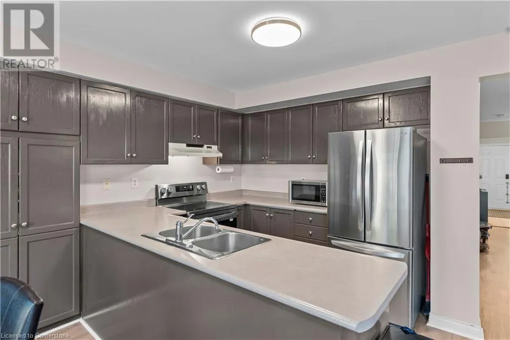 320 HAMILTON Drive Unit# 10, #10