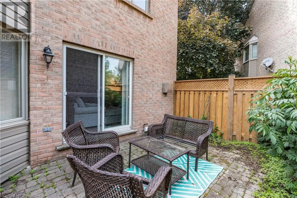 320 HAMILTON Drive Unit# 10, #10