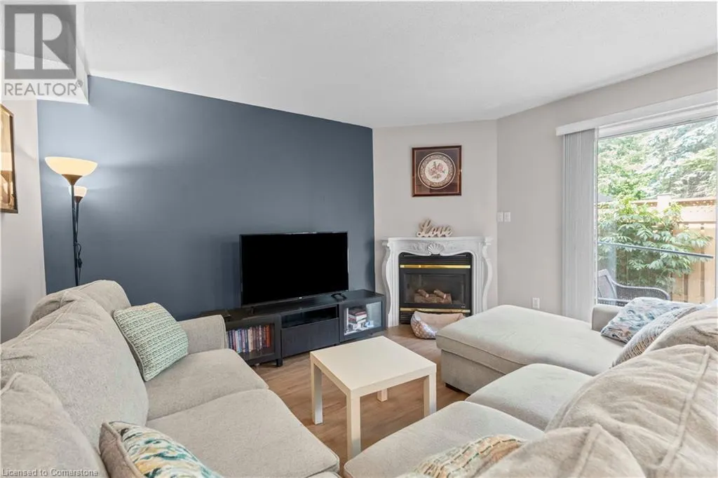 320 HAMILTON Drive Unit# 10, #10