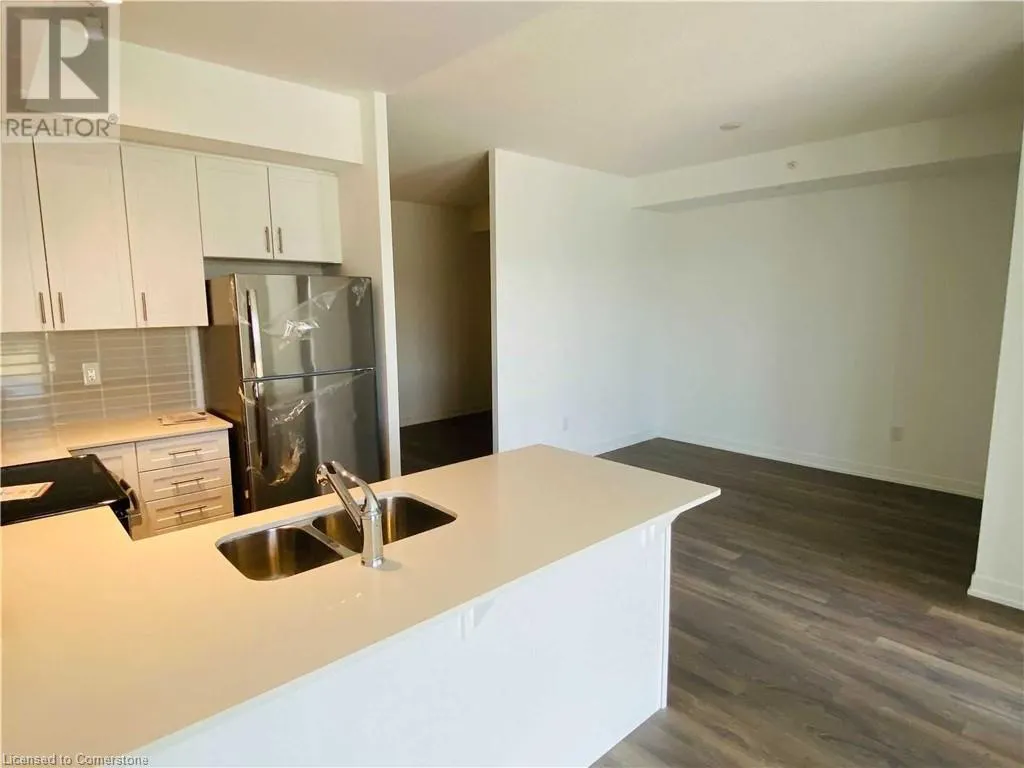 550 NORTH SERVICE Road Unit# 213, #213