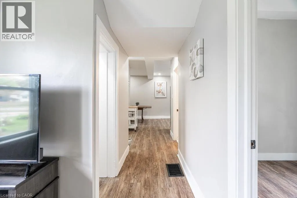 354 SPRUCE Street