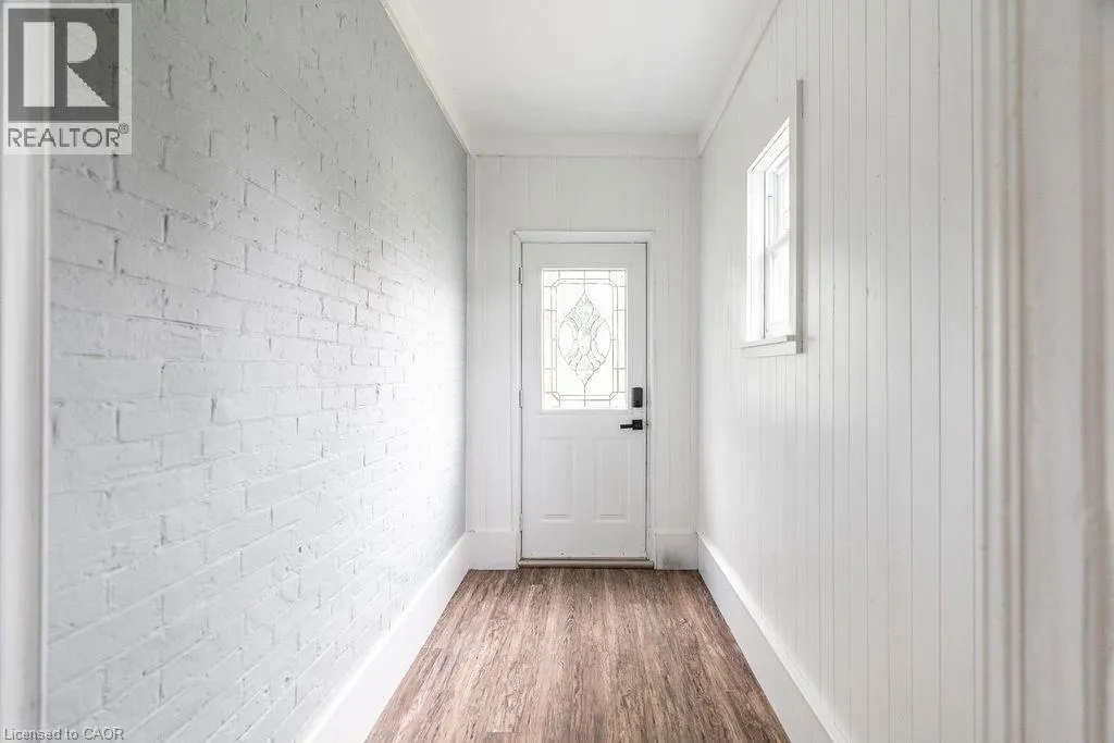 354 SPRUCE Street