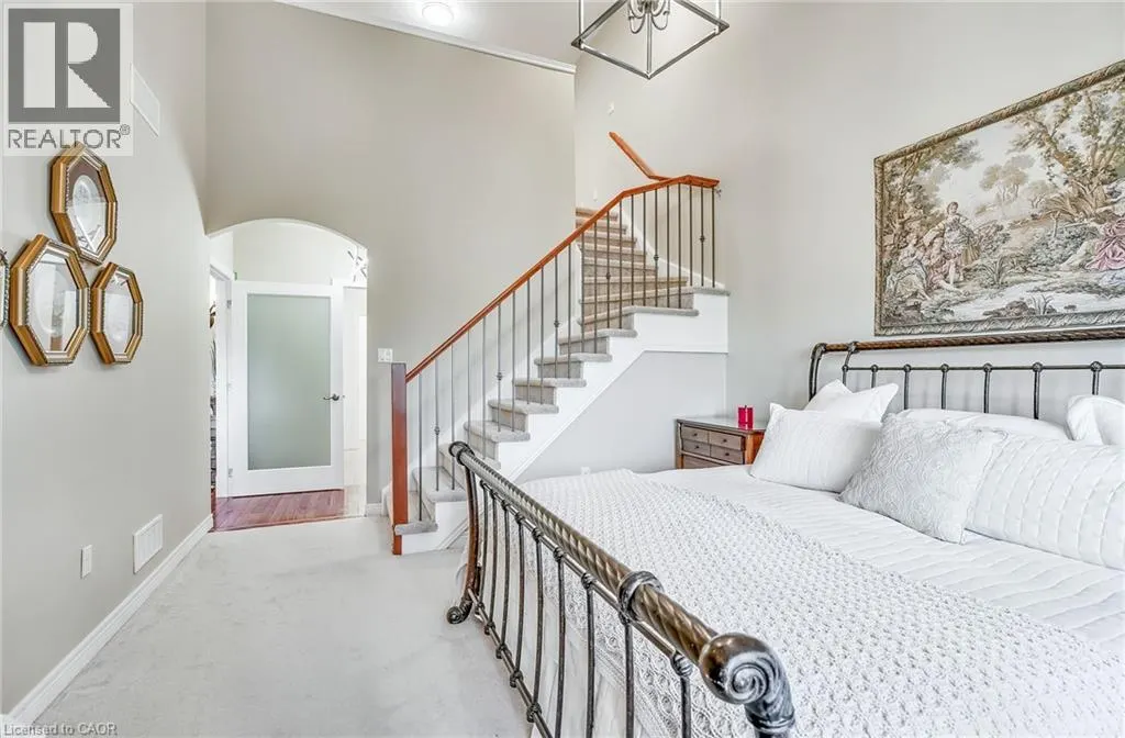 19 SIMMONDS Drive Unit# 14, #14