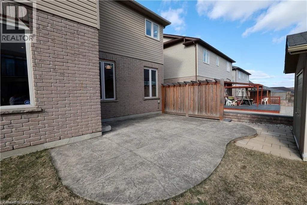 341 ZELLER Drive
