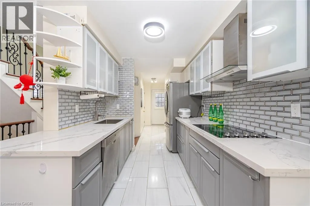 5255 GUILDWOOD Way Unit# 62, #62