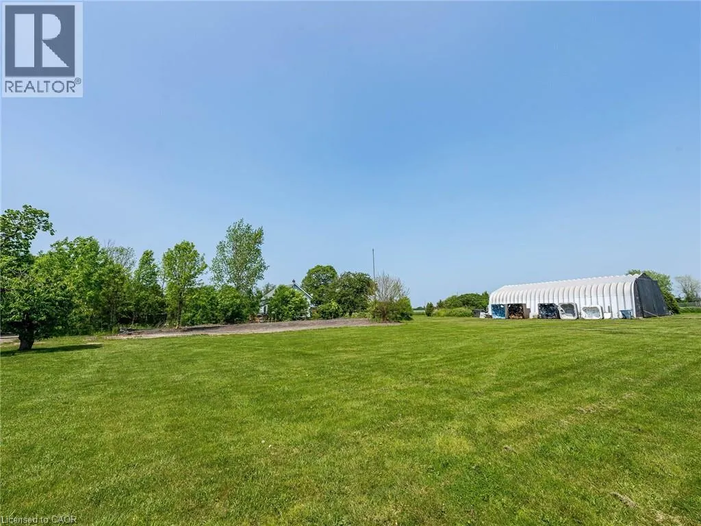 4613 NORTH SERVICE Road