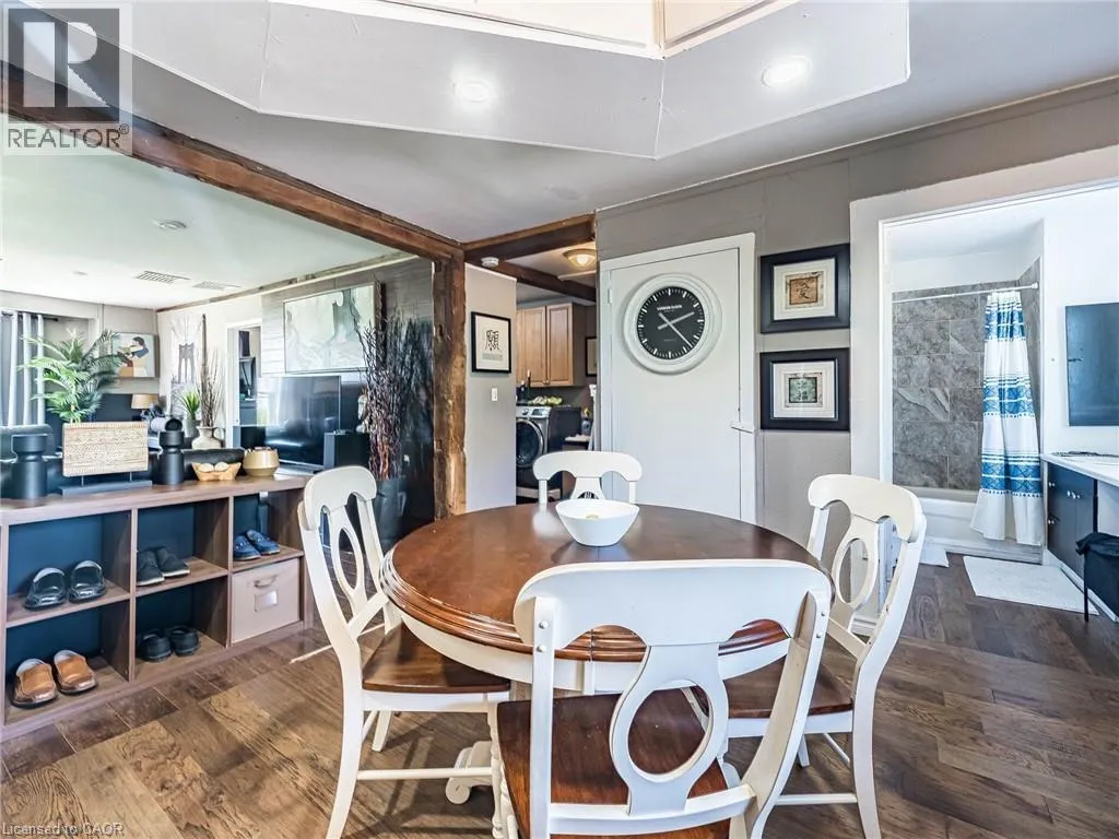 4613 NORTH SERVICE Road