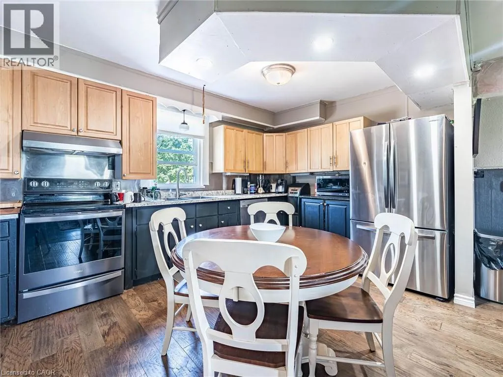 4613 NORTH SERVICE Road
