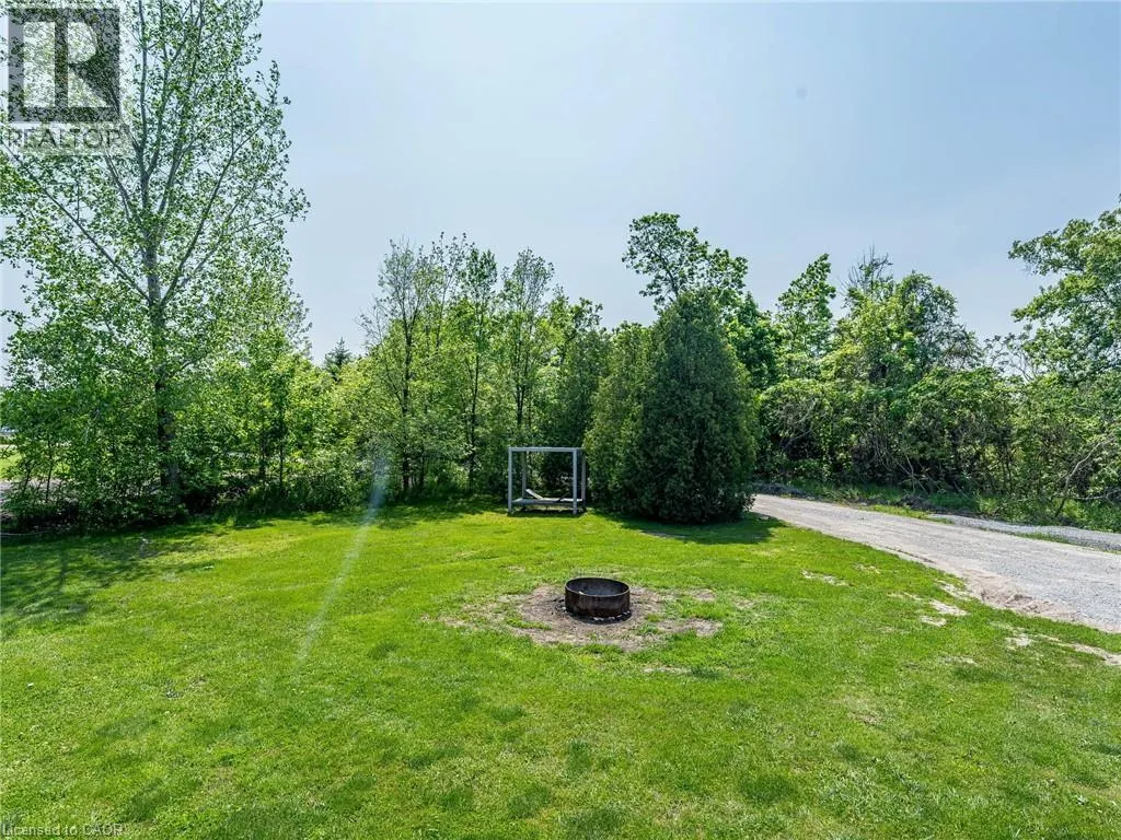 4613 NORTH SERVICE Road