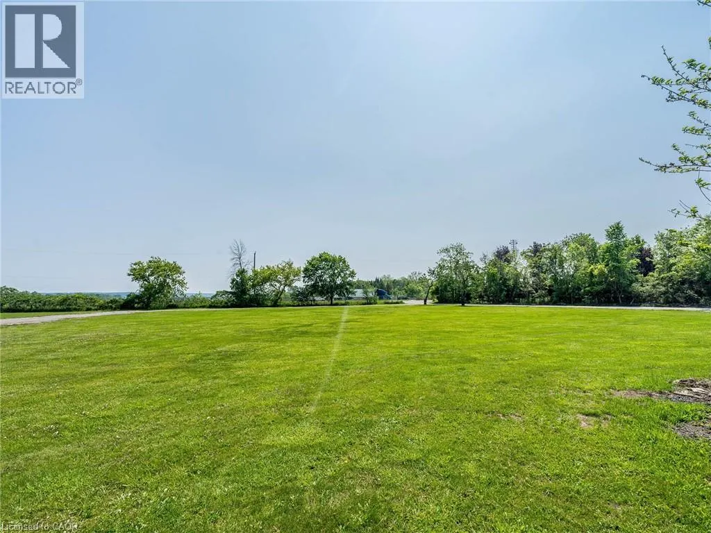 4613 NORTH SERVICE Road