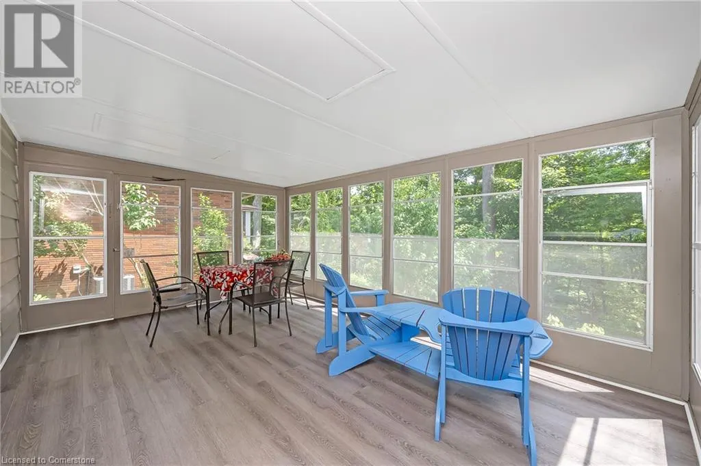 85 ROBINHOOD Drive