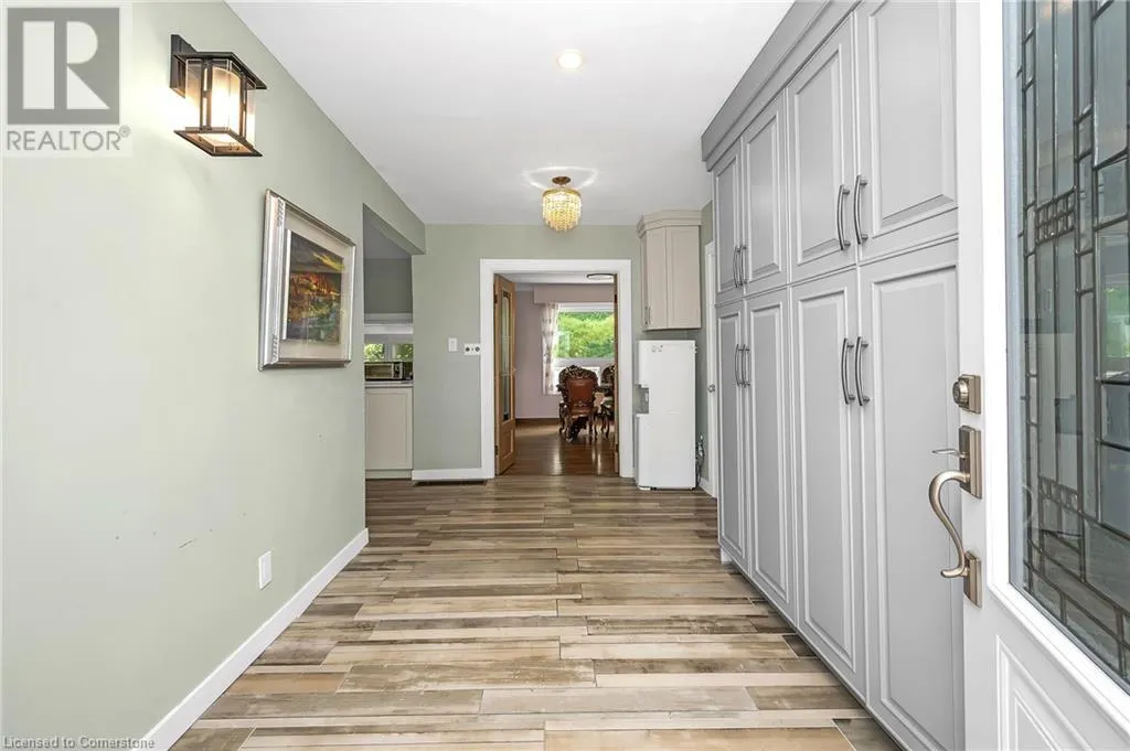 85 ROBINHOOD Drive