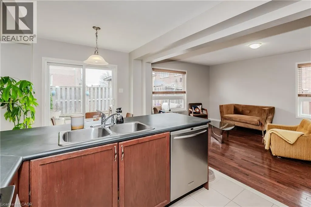22 ALBERY Road