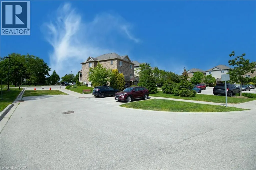 35 MOUNTFORD Drive Unit# 121, #121