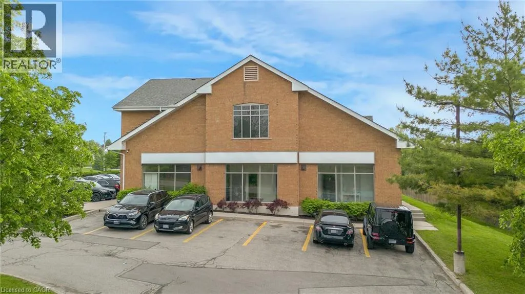 2 CASTLEWOOD Boulevard Unit# 12, #12